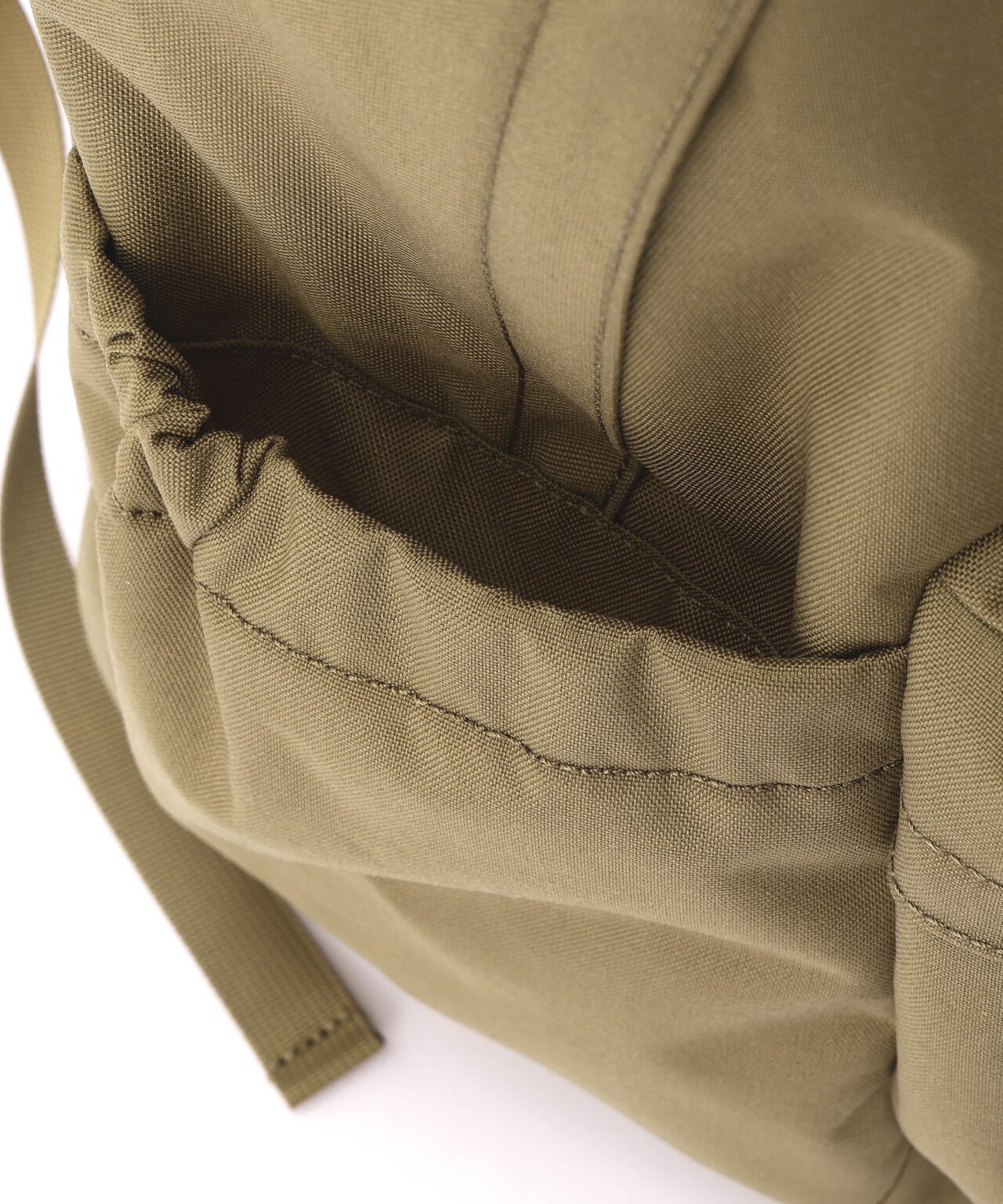 NYLON CANVAS DAYPACK