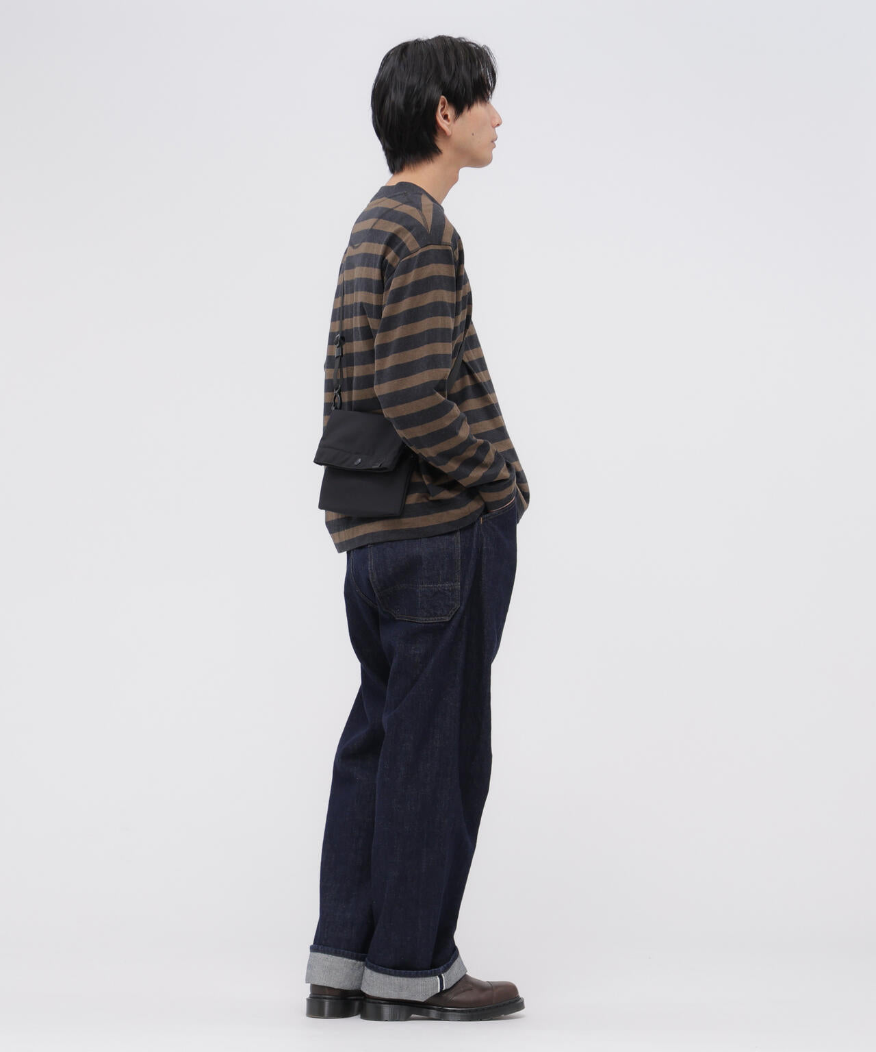 身長185cm　B86 W70 H90 着用サイズ：F