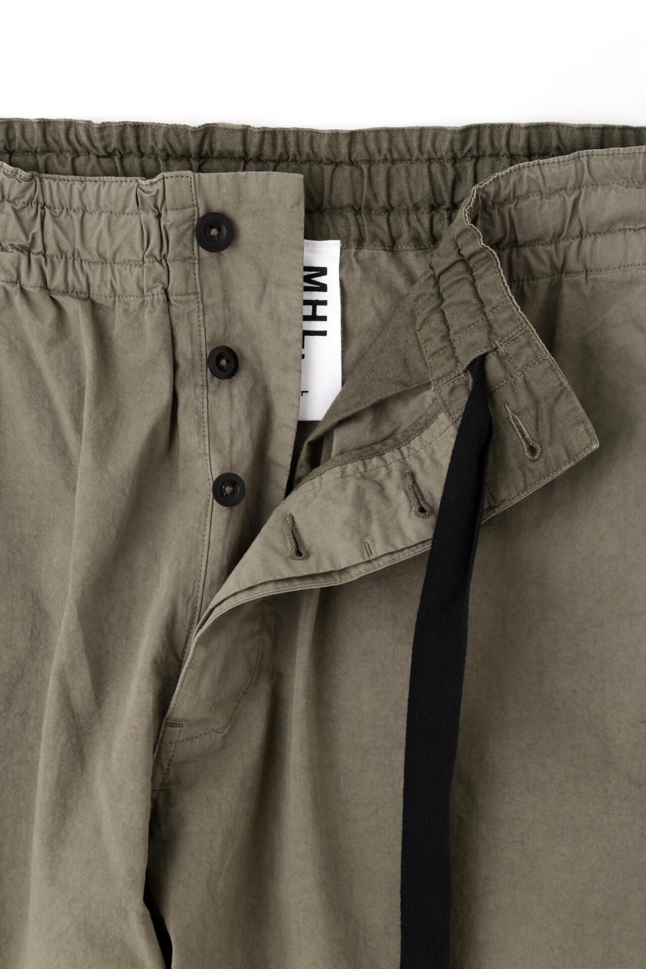 GARMENT DYE LIGHTWEIGHT PLAINWEAVE
