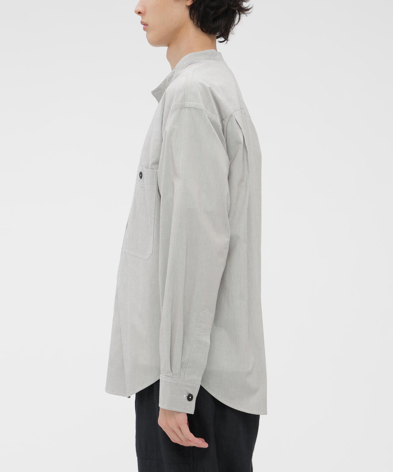 身長185cm 　B84 W66cm H91cm 着用サイズ：L