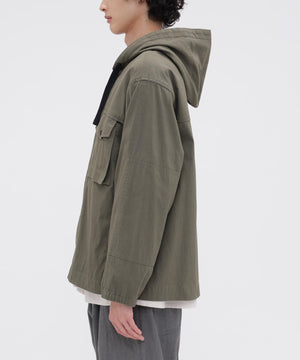 身長185cm 　B84 W66cm H91cm 着用サイズ：L