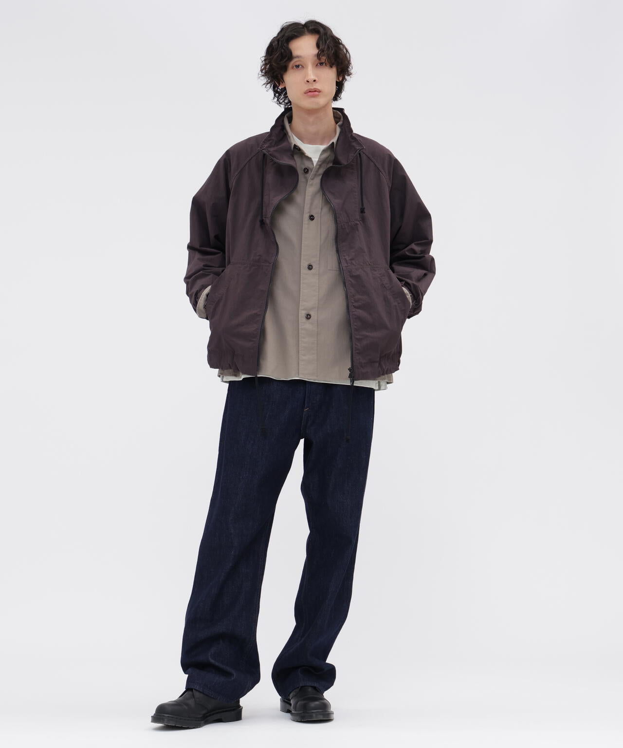 身長185cm 　B84 W66cm H91cm 着用サイズ：L