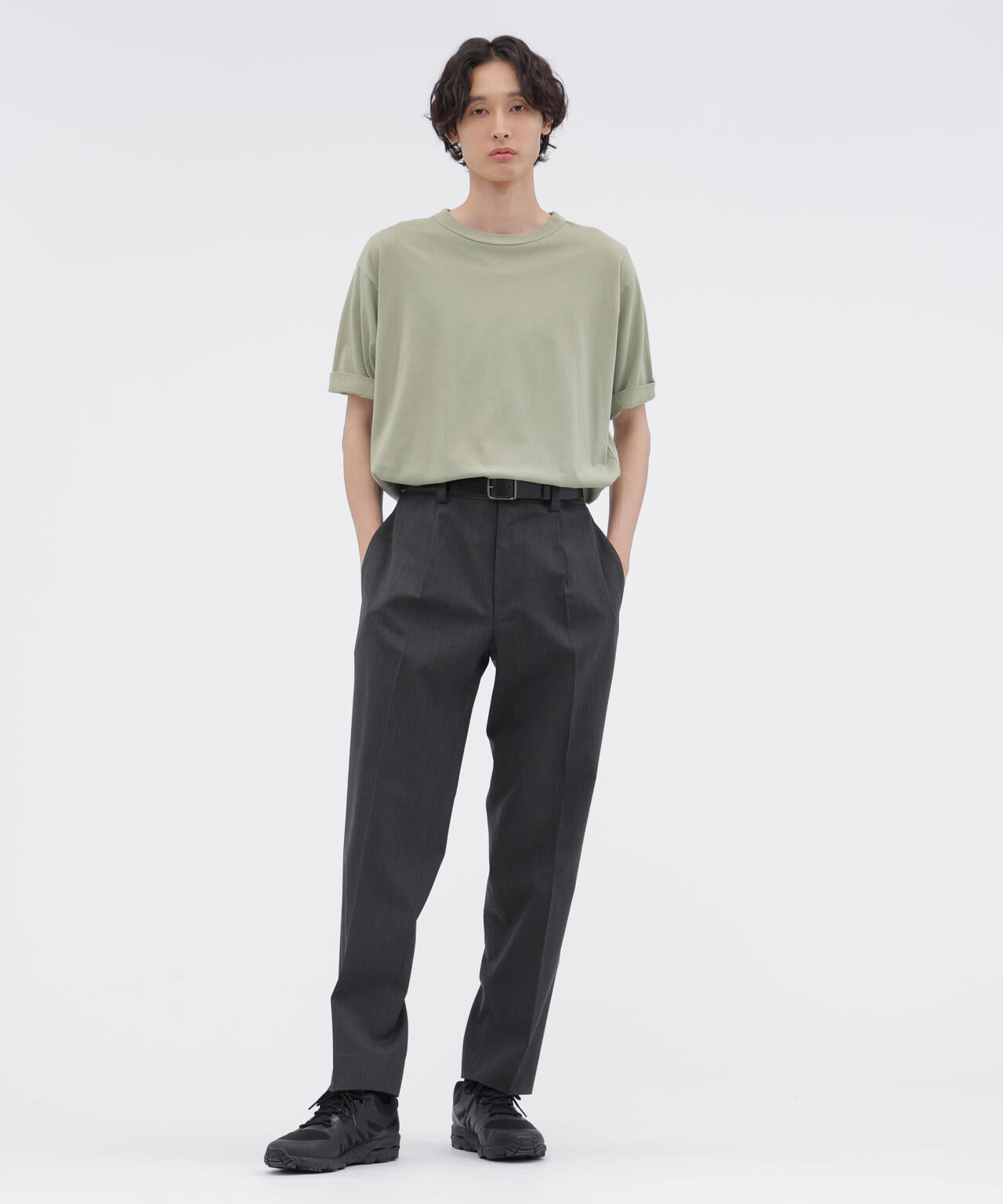 身長185cm 　B84 W66cm H91cm 着用サイズ：L