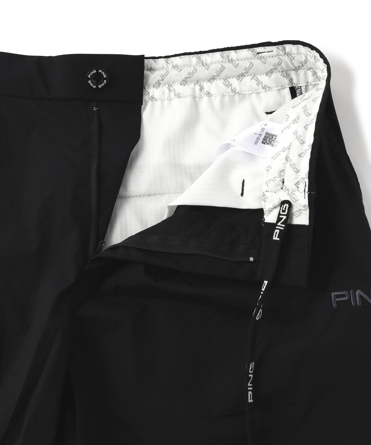 【PING APPAREL】ドライタッチナイロンストレッチタフタショートパンツ ＜GOLD＞ (MENS)