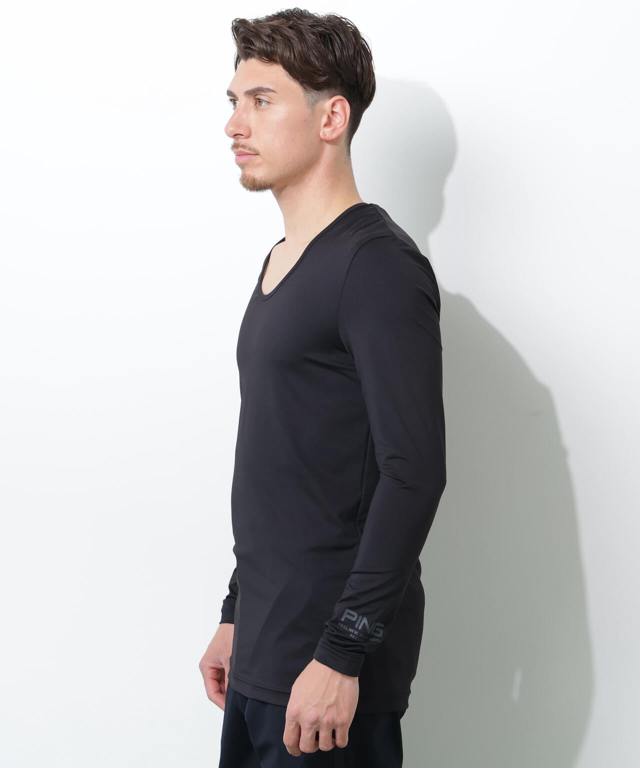 【PING APPAREL】【UVカット・接触冷感】ベア天竺Uネック長袖インナーシャツ ＜GOLD＞ (MENS)