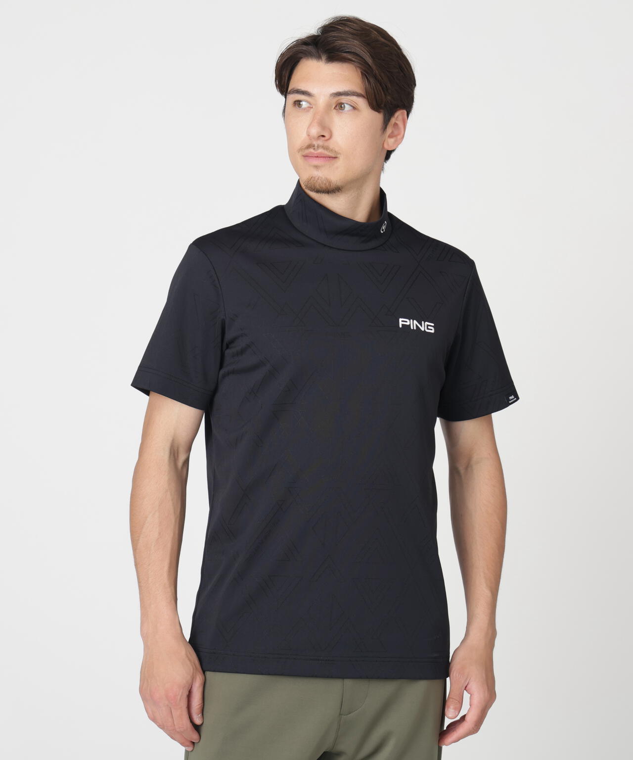 ［PING APPAREL］［吸水速乾・ストレッチ］幾何学柄ジャカード半袖ハイネックシャツ (MENS)