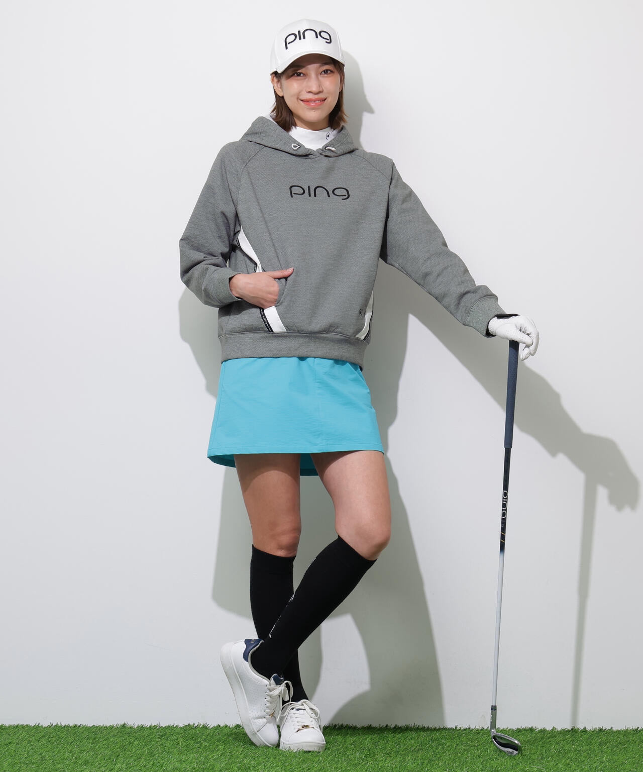 【PING APPAREL】全方向ストレッチ接結裏メッシュ切替ロゴテープスウェットフーディ ＜PERFORMANCE＞ (LADIES)