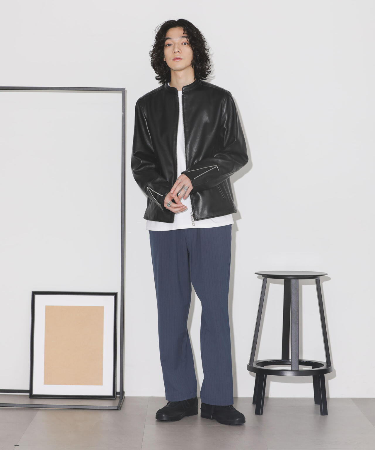 シルキーストライプジャージーストレートパンツ