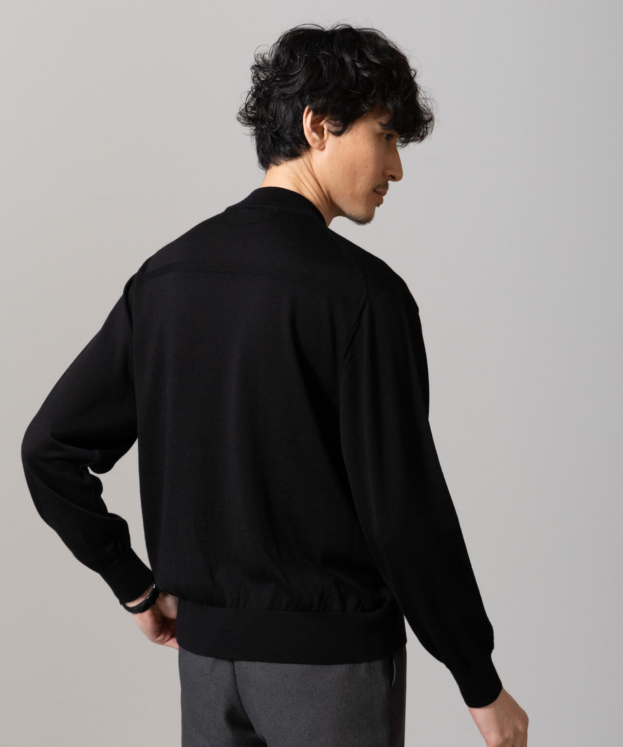 「毛玉レスニット」 ファインゲージモックネック