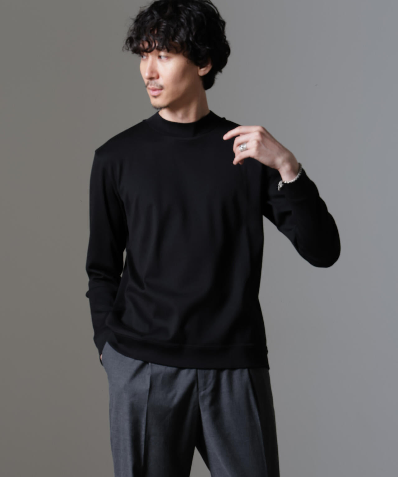 ｢FORMAL JERSEY｣モックネックカットソー長袖