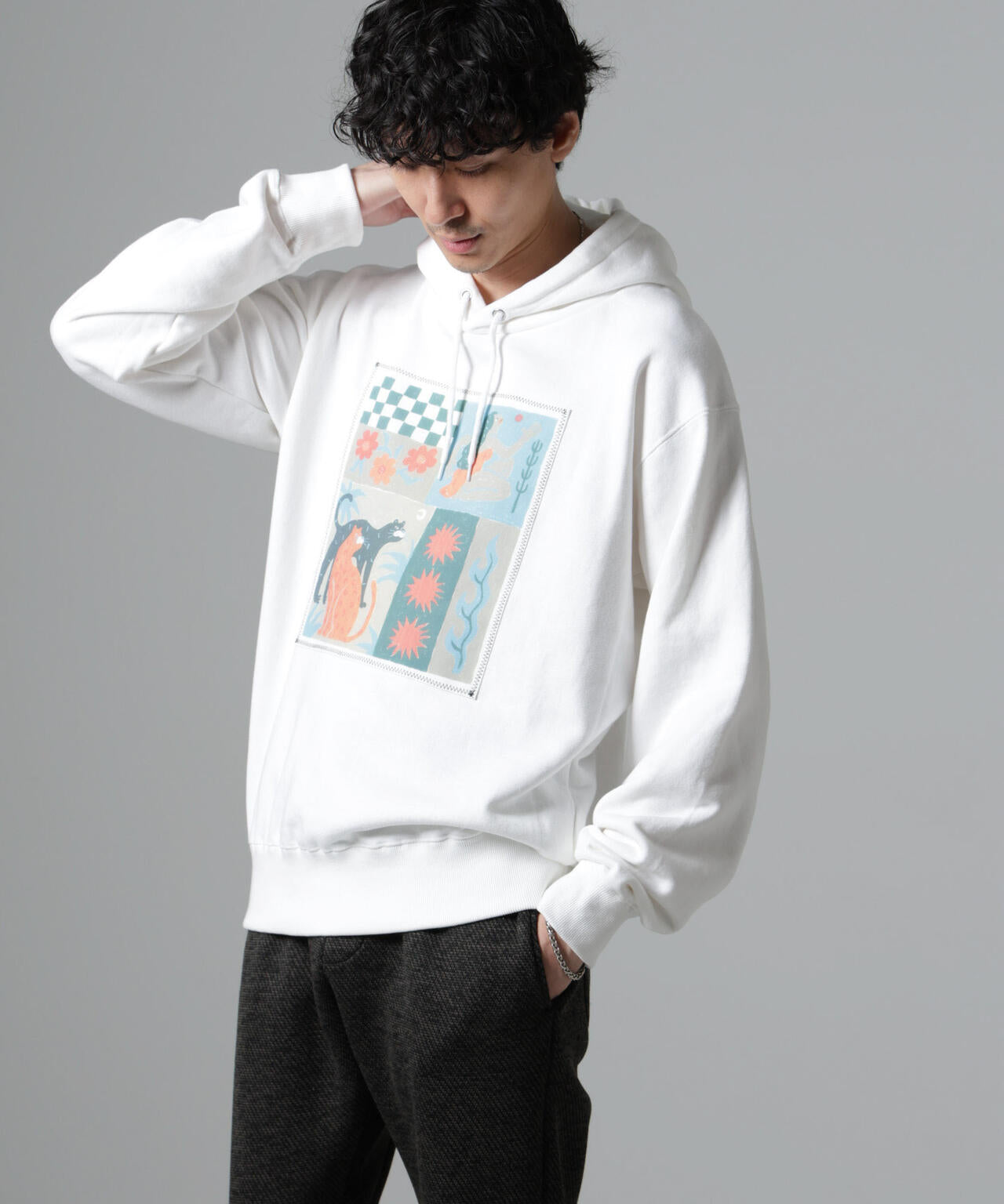 ｢Toyameg｣modern academic リメイクプルオーバーパーカー