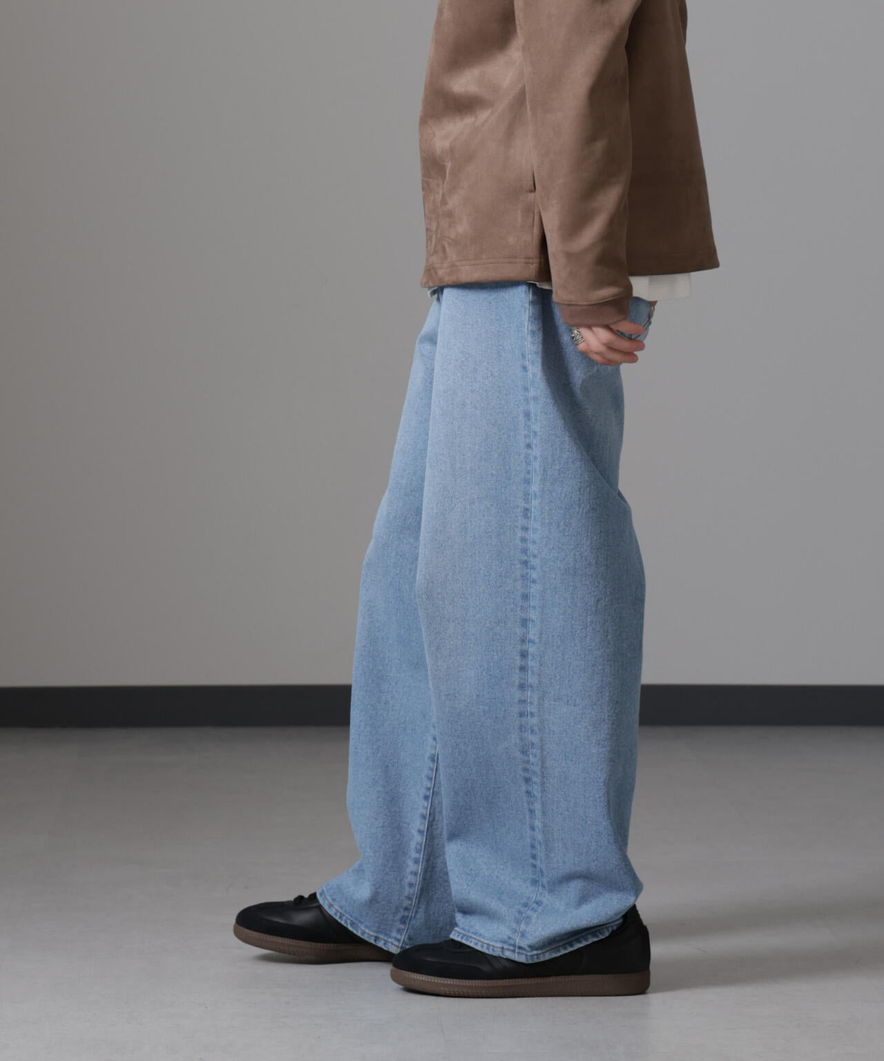 「MC」TIMELESS WARDROBE リラックスフィットデニム 252