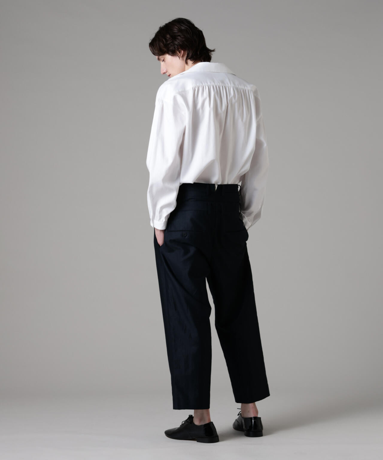 「ASSEMBLANC」ダブルクロススキッパーシャツ