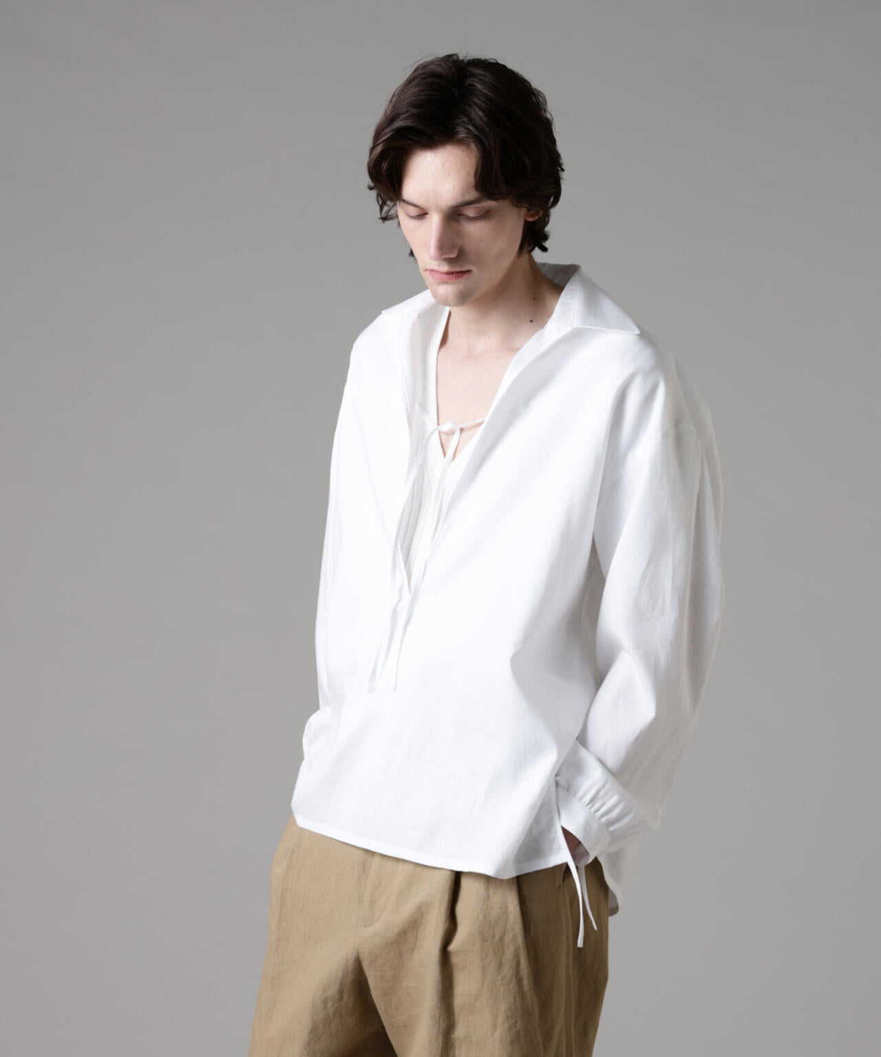 「ASSEMBLANC」ダブルクロススキッパーシャツ