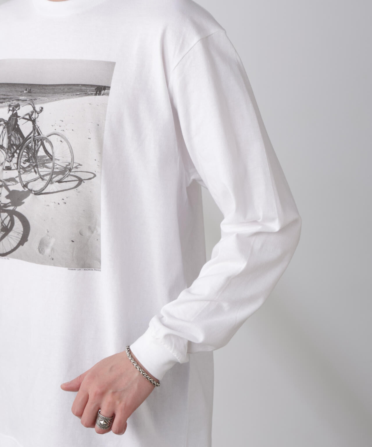 「着るアート」Herbert List/Magnum Photos Tシャツ長袖GERMANY