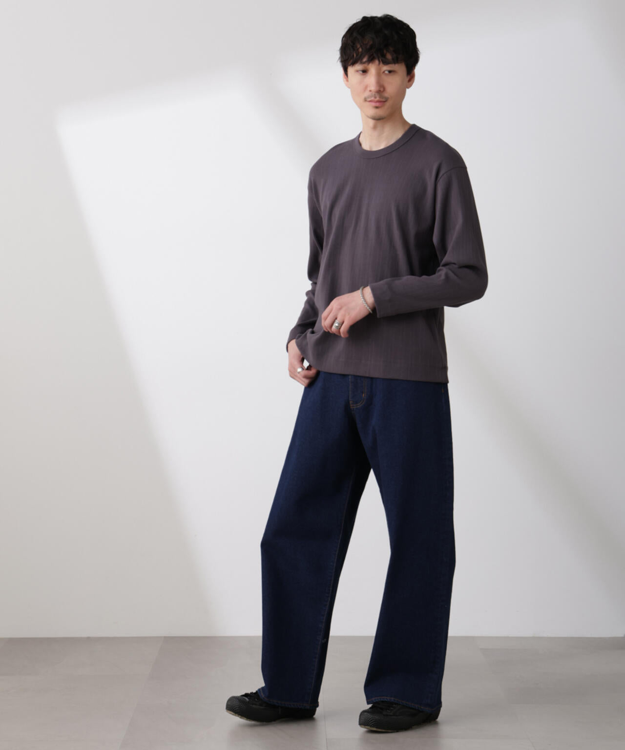 ランダムフライスロングスリーブTシャツ 長袖