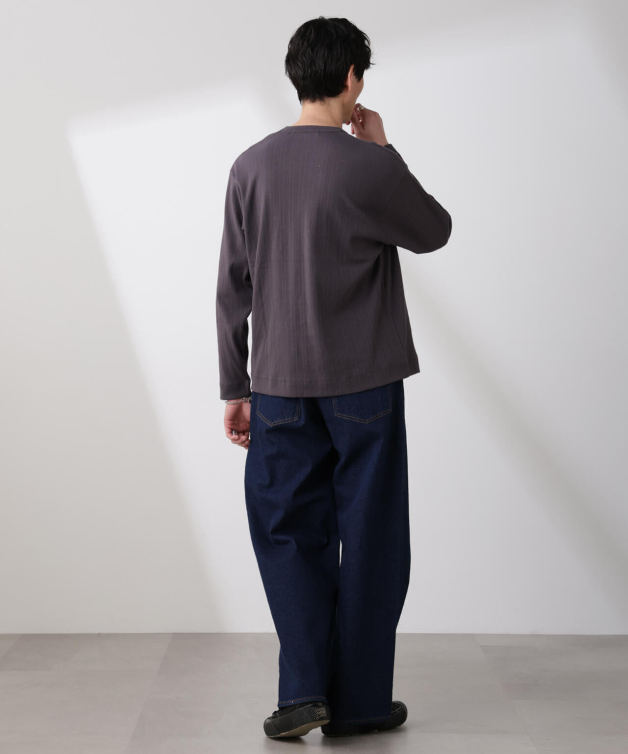 ランダムフライスロングスリーブTシャツ 長袖