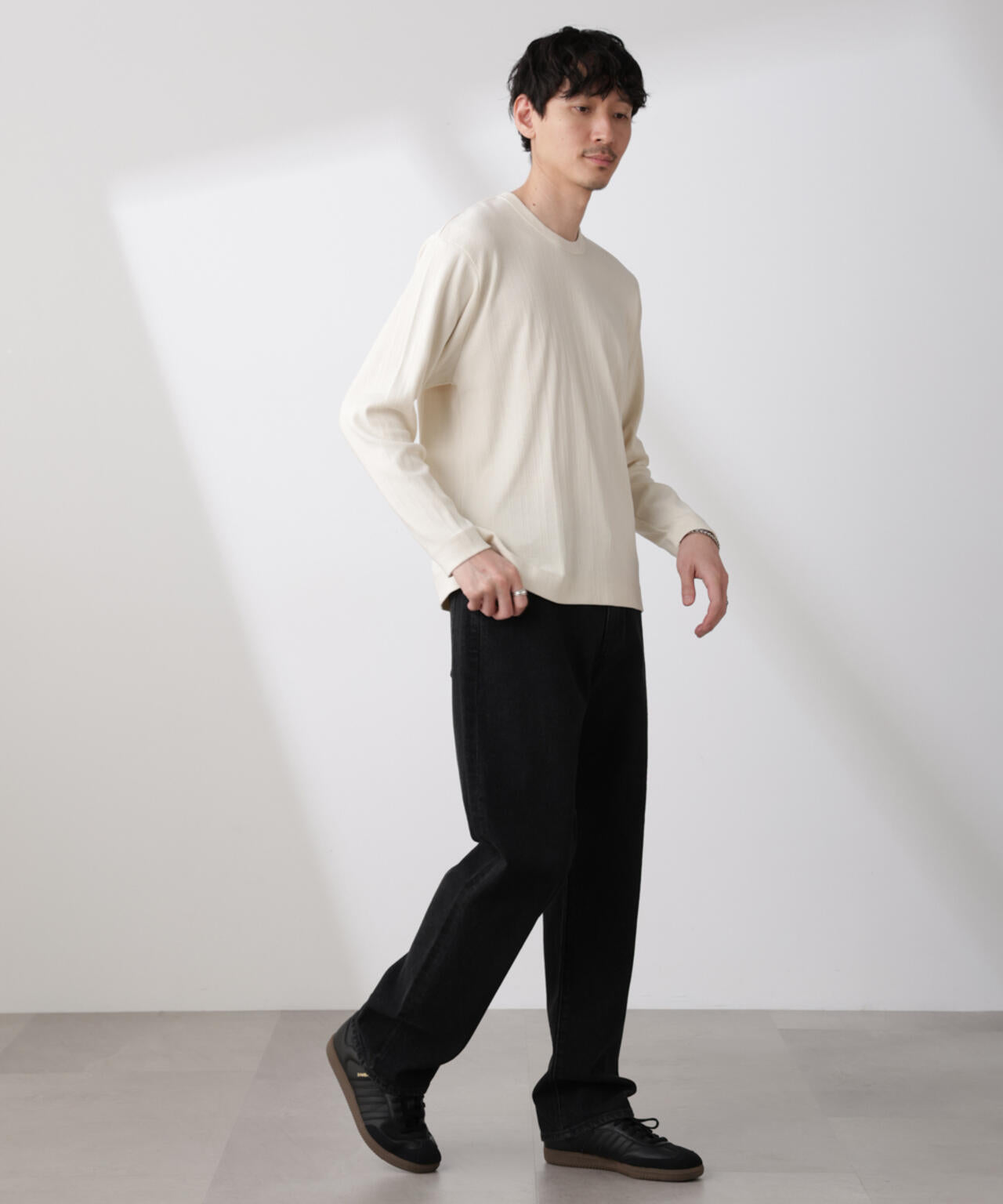 ランダムフライスロングスリーブTシャツ 長袖