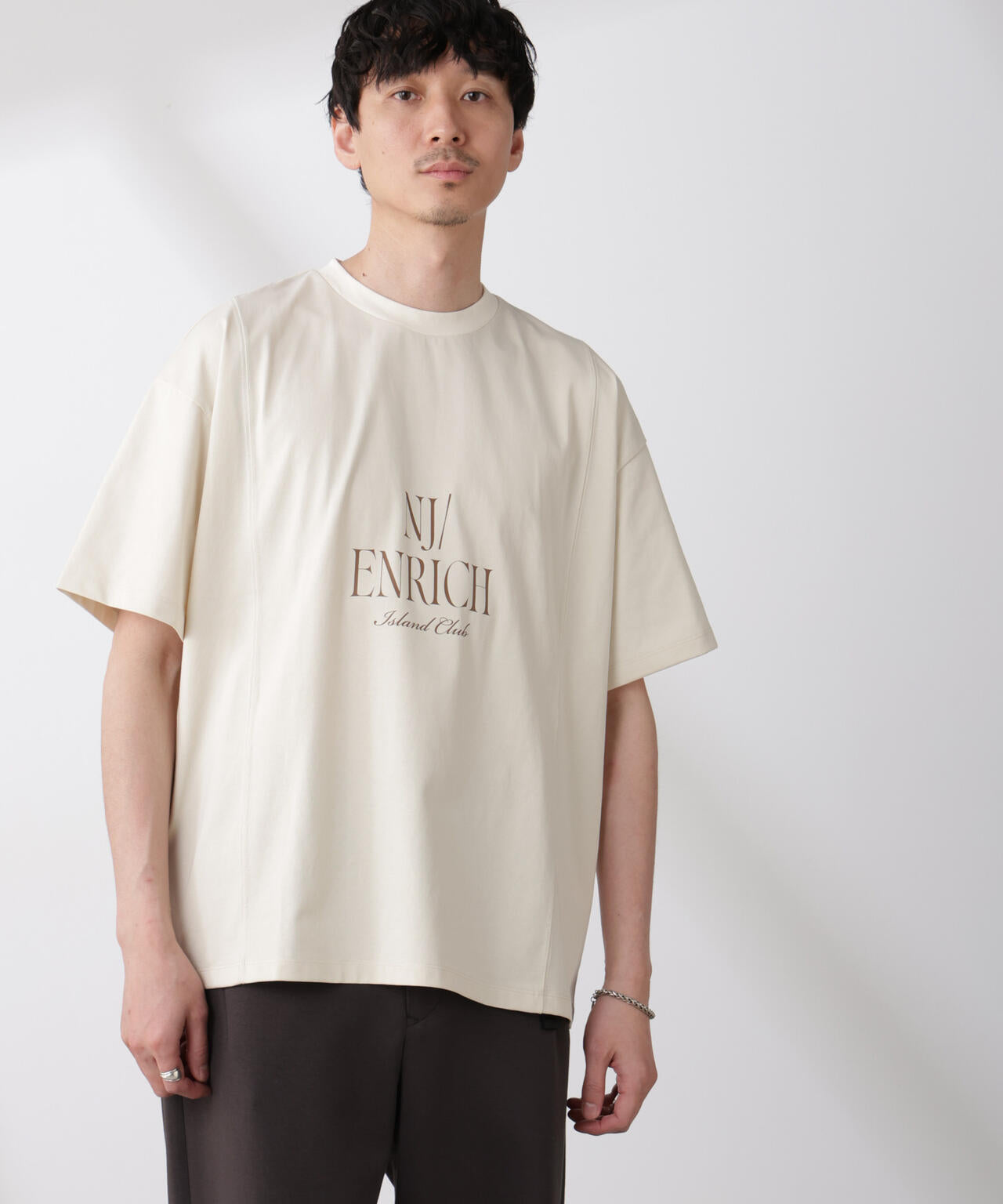 「NJ/CLUB」 ENRICHプリント切り替え Tシャツ