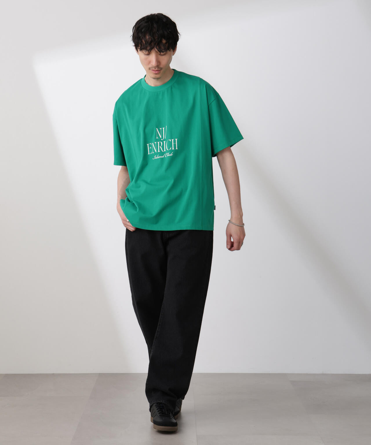 「NJ/CLUB」 ENRICHプリント切り替え Tシャツ
