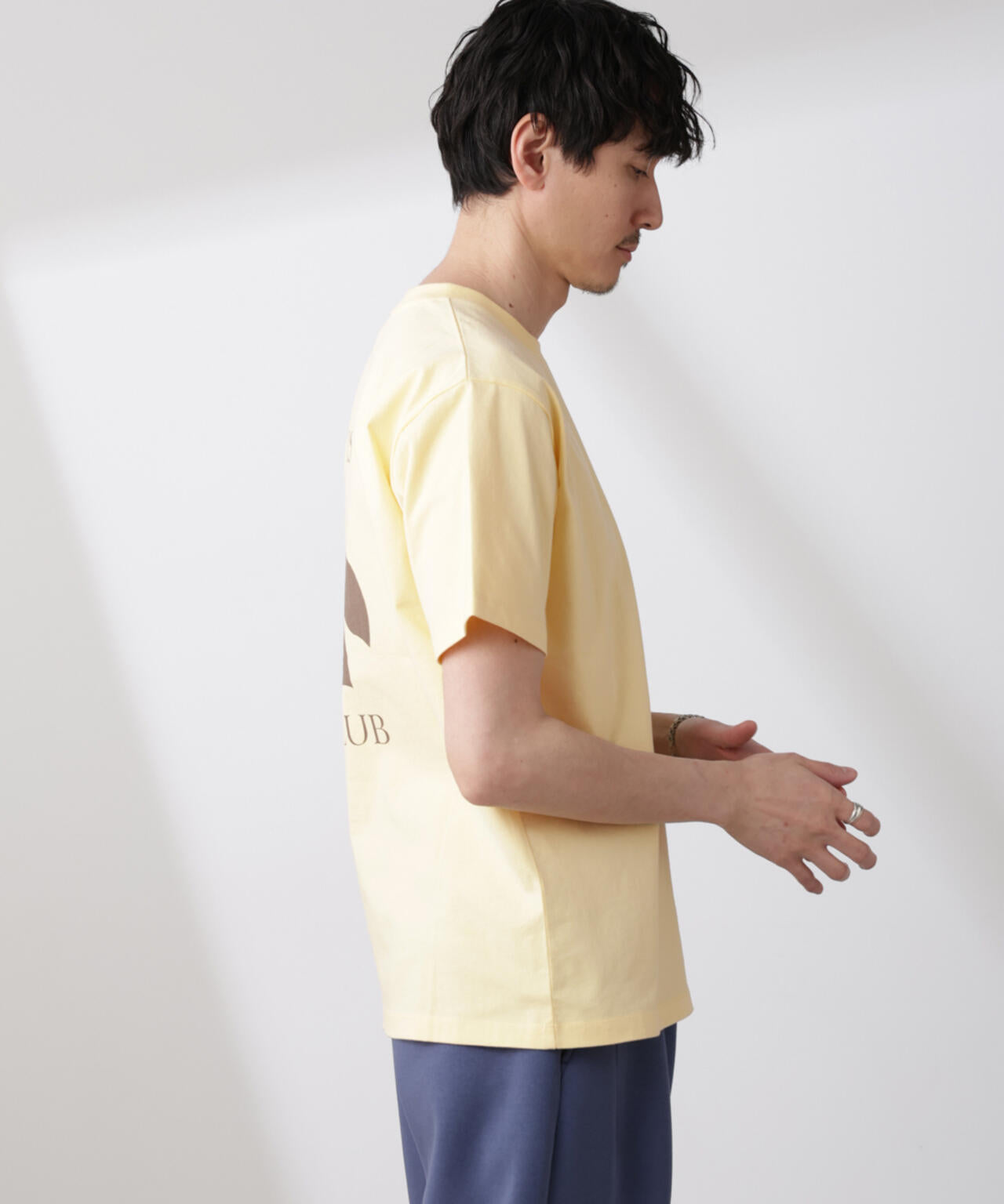 「NJ/CLUB」 ISLANDCLUBプリント Tシャツ