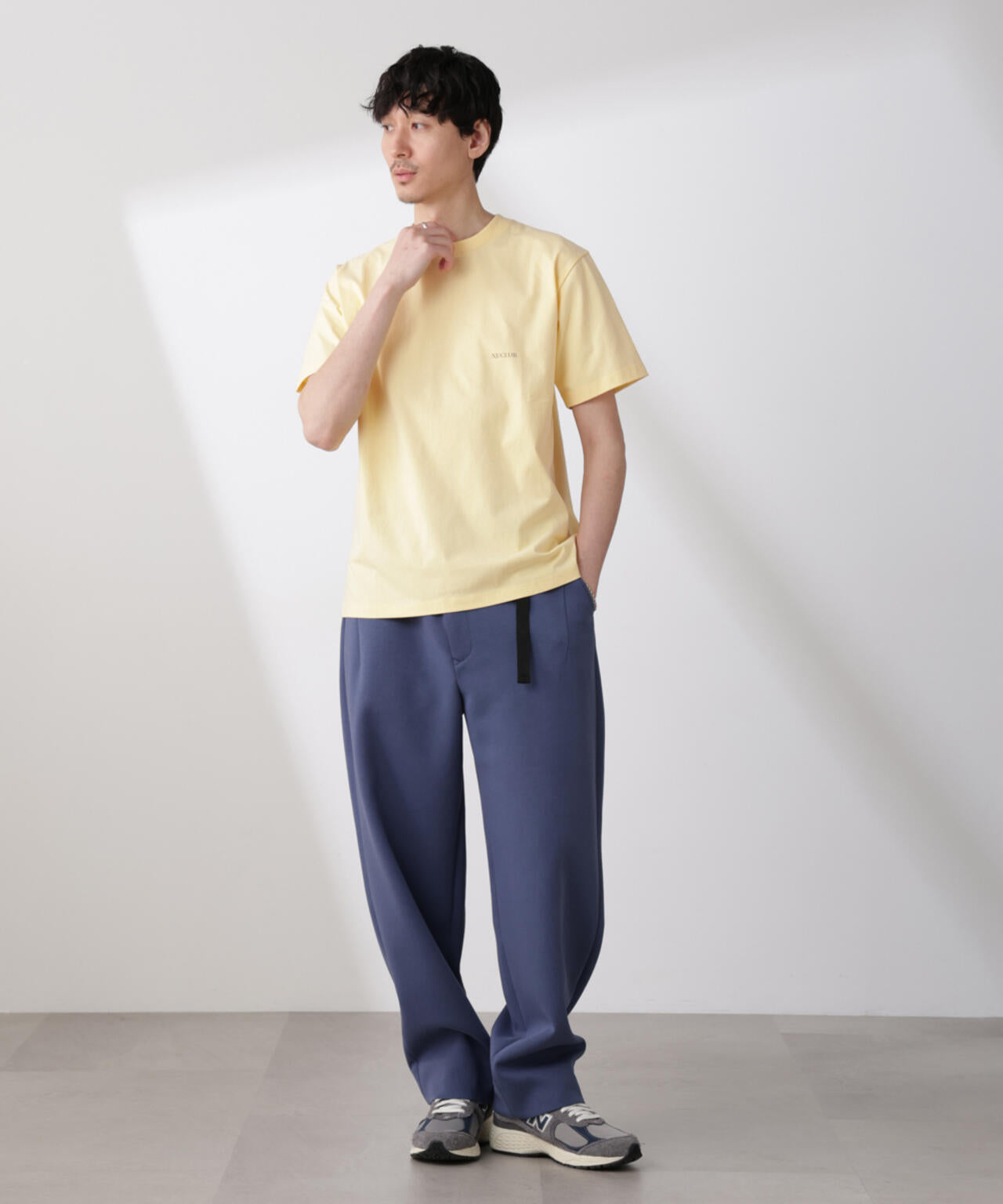 「NJ/CLUB」 ISLANDCLUBプリント Tシャツ