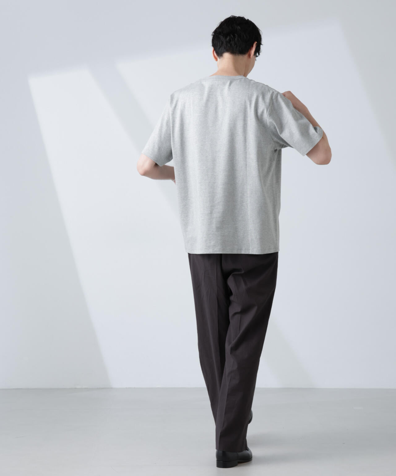 WEB限定/Anti Soaked(R) 汗染み防止 クルーネックレギュラーシルエットTシャツ