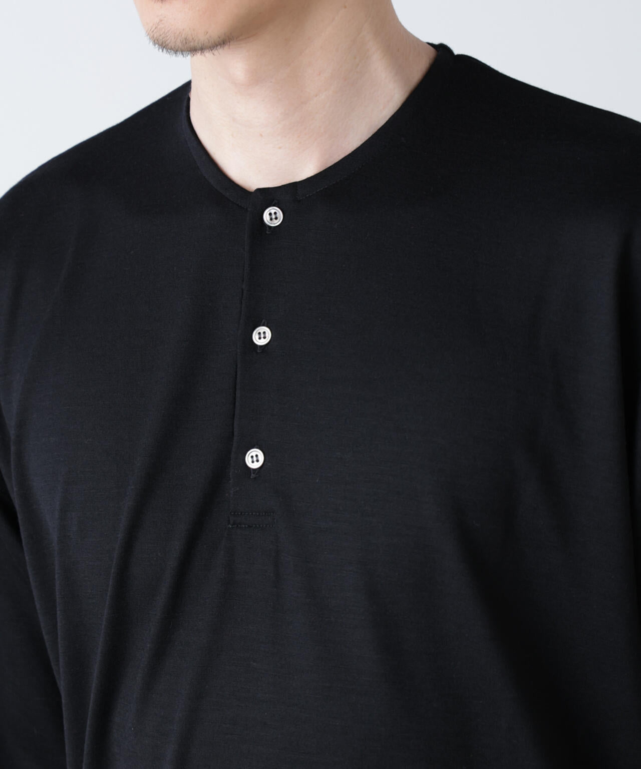 「ALL-DAYS COMFORT 100% WOOL」 ヘンリーネックTEE