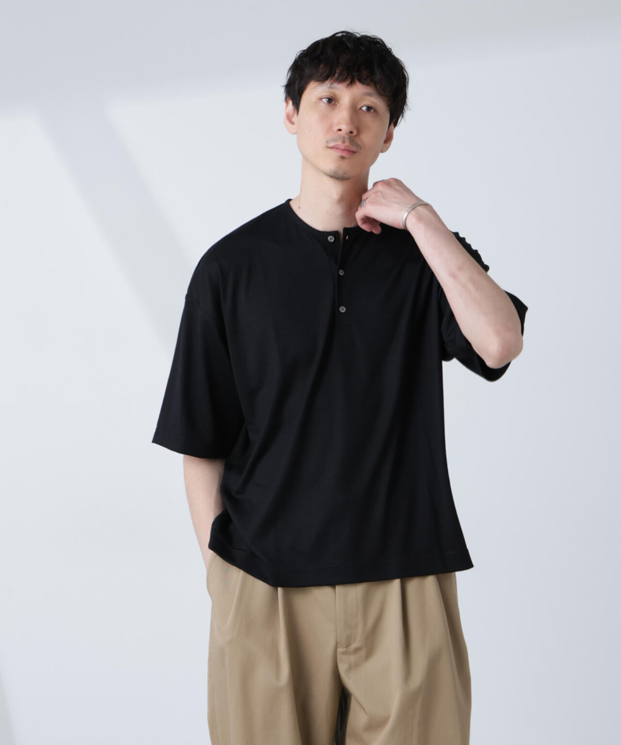 「ALL-DAYS COMFORT 100% WOOL」 ヘンリーネックTEE