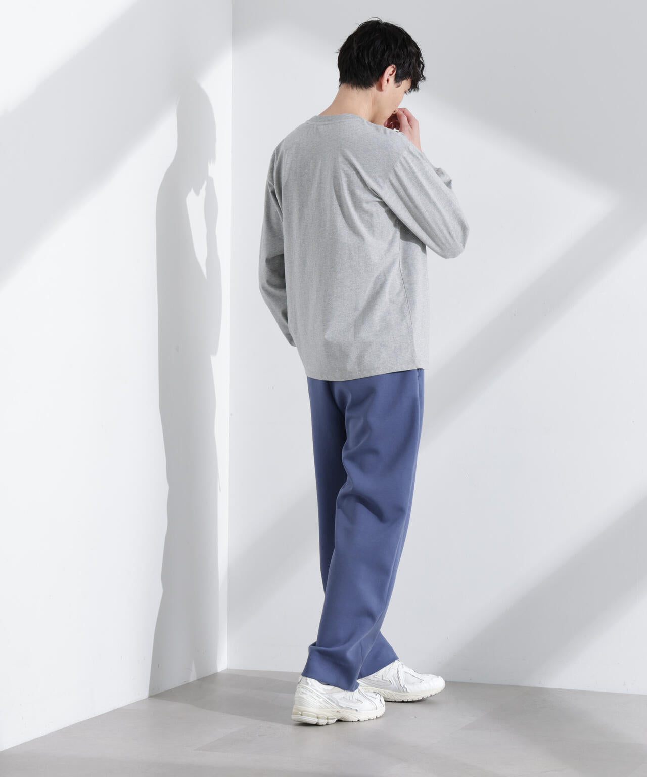 「NJ/CLUB」 ストレッチポンチテーパードパンツ