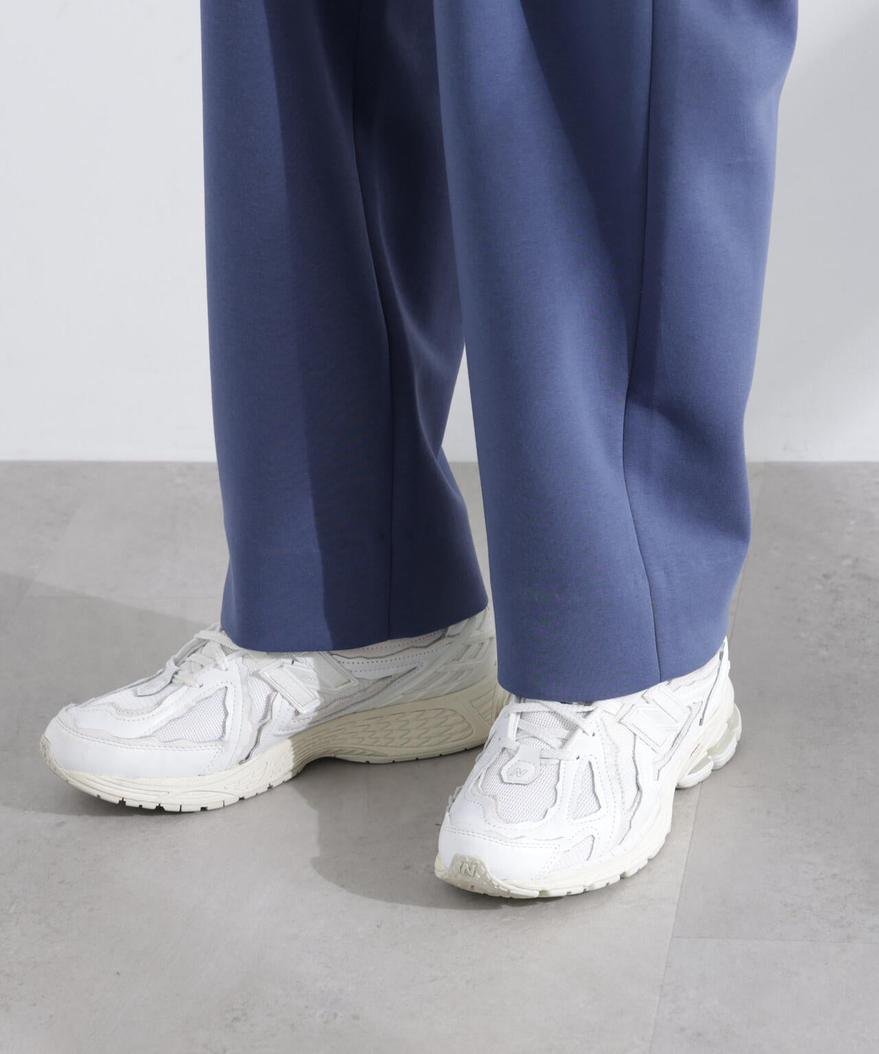 「NJ/CLUB」 ストレッチポンチテーパードパンツ