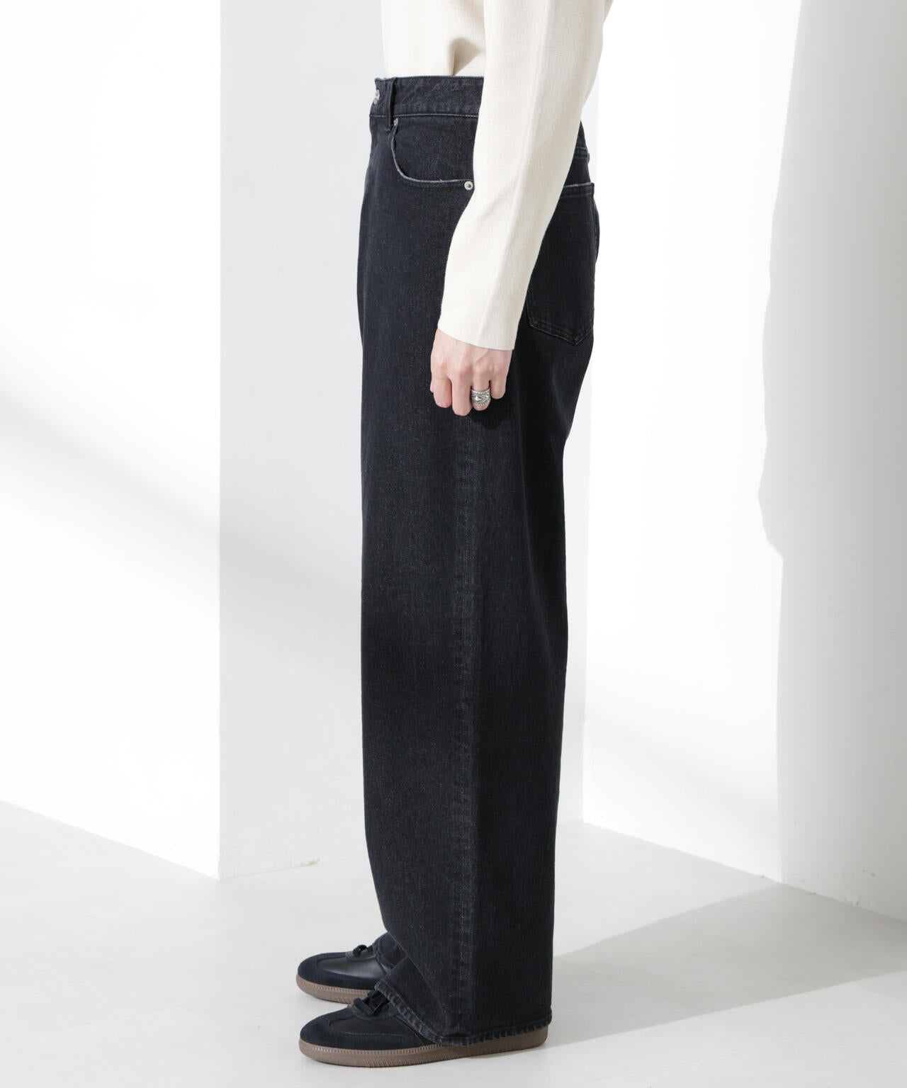 「MC」TIMELESS WARDROBE リラックスフィットデニム 252