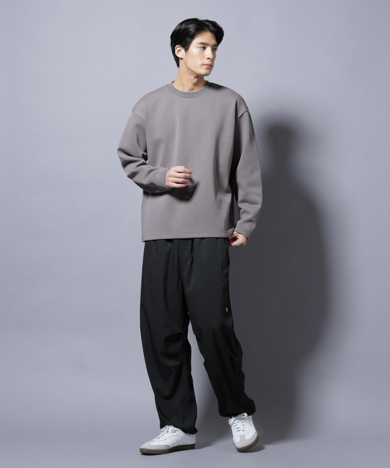 「NJ/CLUB」ワンポイントロゴトラックパンツ