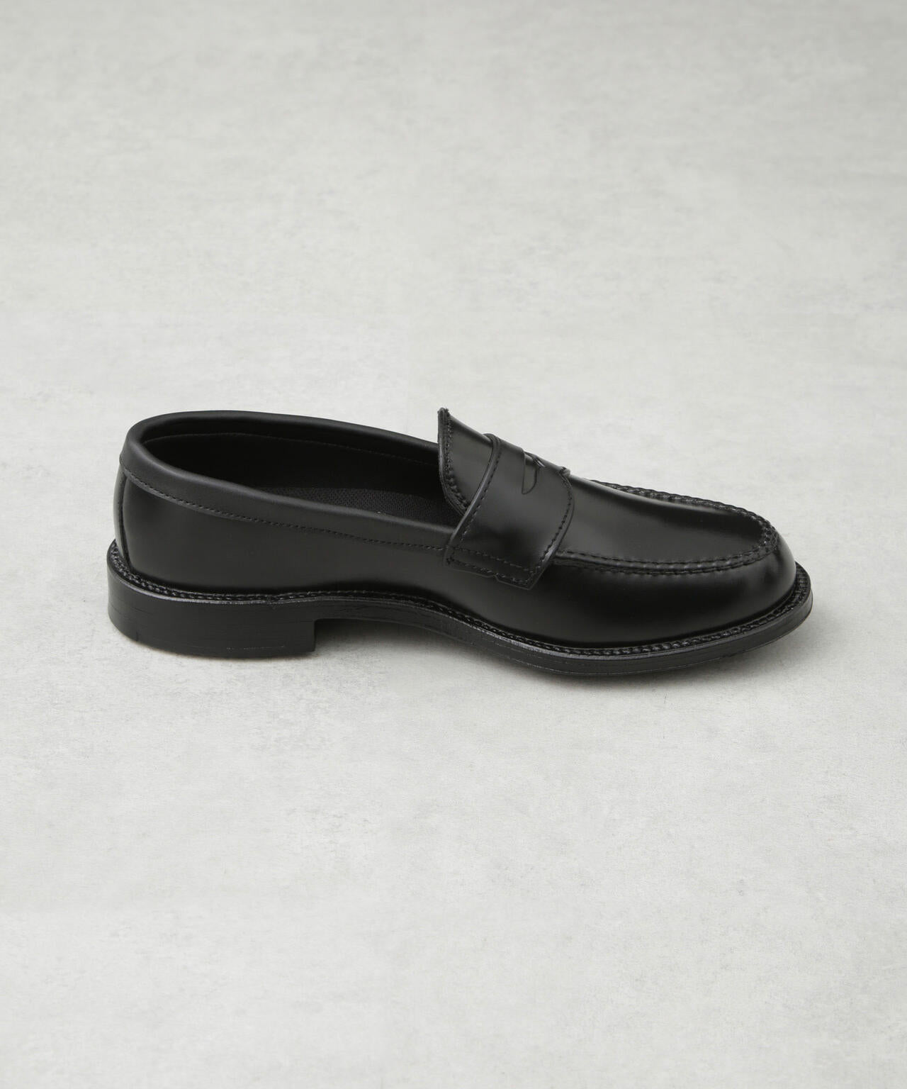 「Rain Comfort Shoes」ローファーシューズ