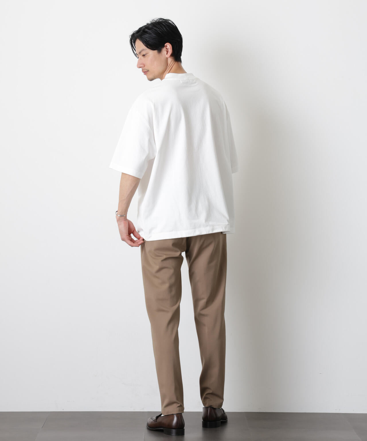 ソラーロワイドモックネックTシャツ