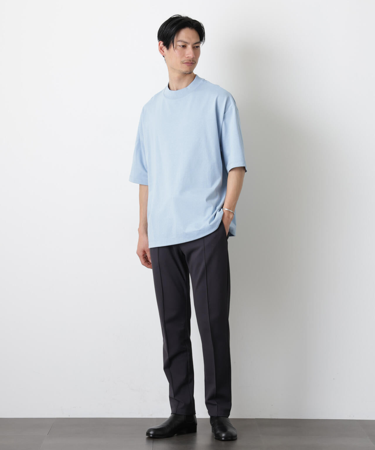 ソラーロワイドモックネックTシャツ