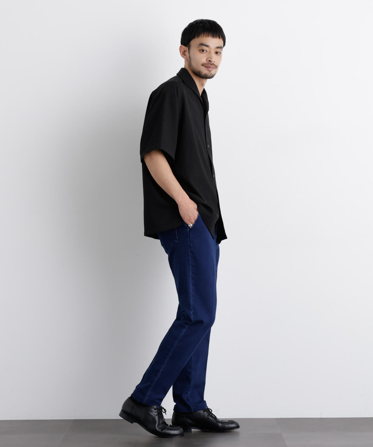 ｢Meaningful Continuity｣ ストレッチデニムトラウザーズ
