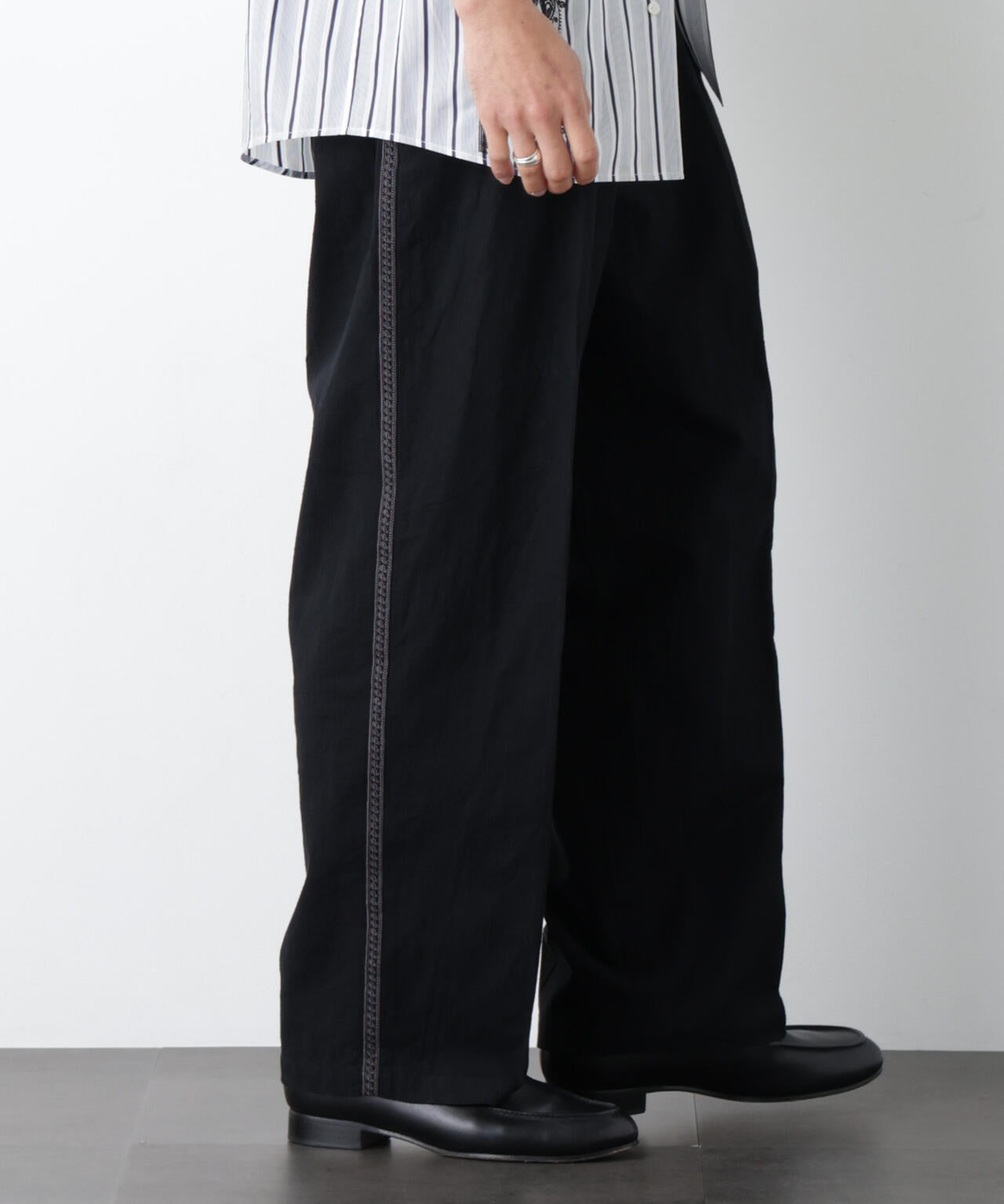｢OtoNANO｣×masoret 側章パンツ