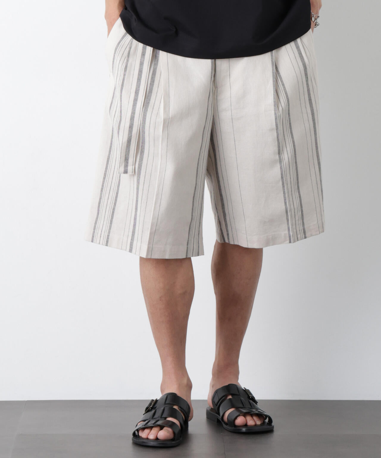 ｢FRENCH LINEN｣ ベルテッドワイドショーツ