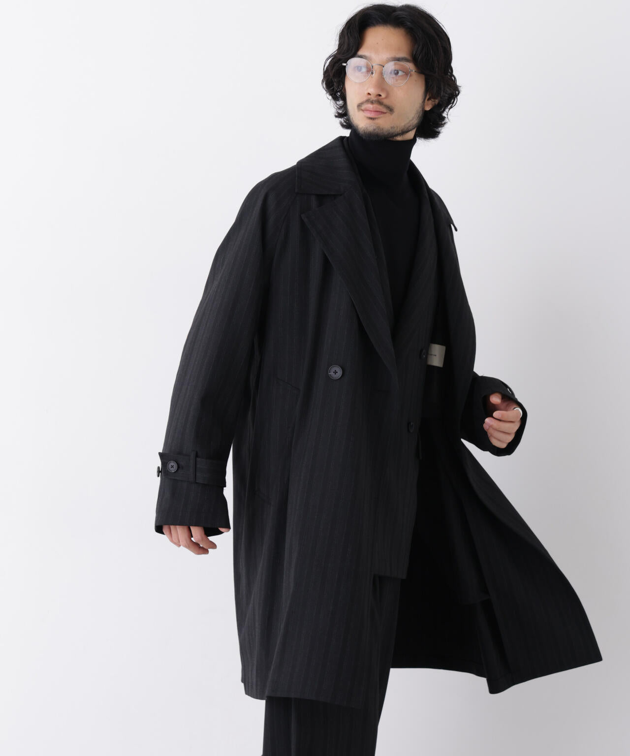 181cm　B:75 W:73 H:90 着用サイズ：L