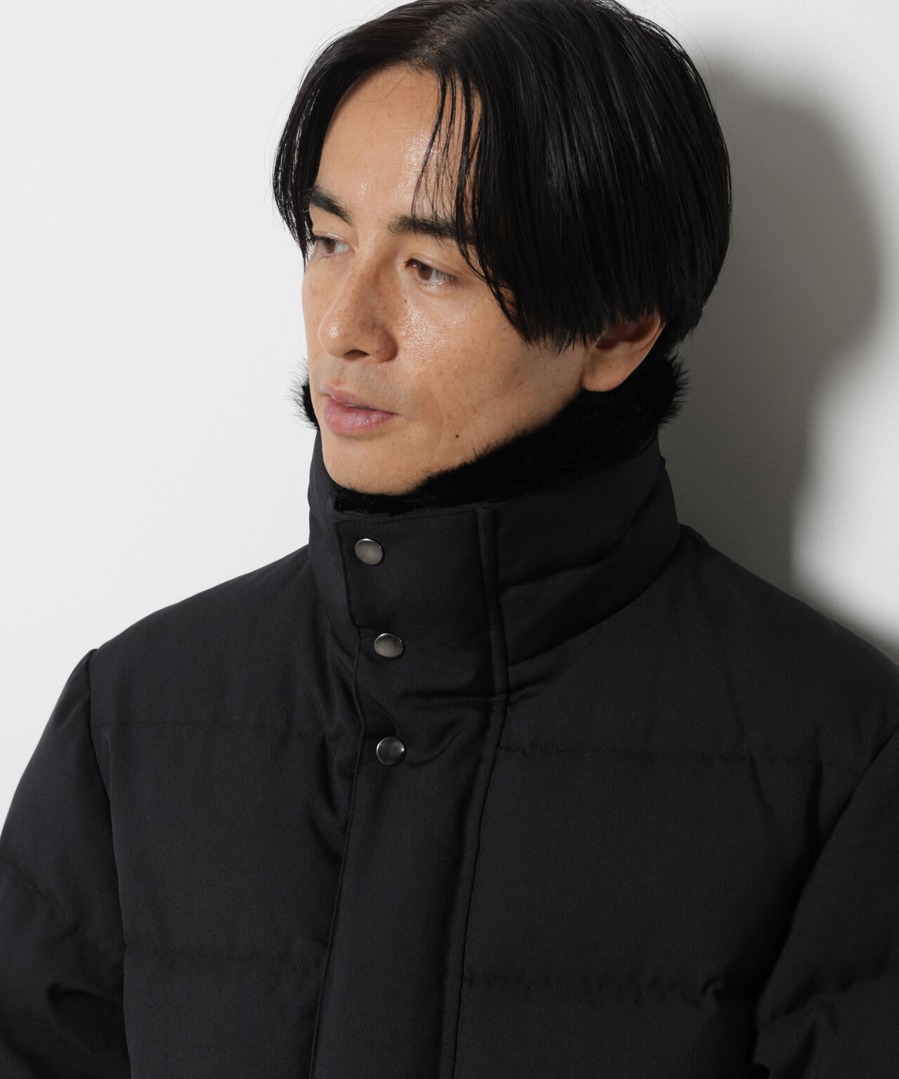 「西川ダウン(R)」サージフェイクファーカラーショートダウン