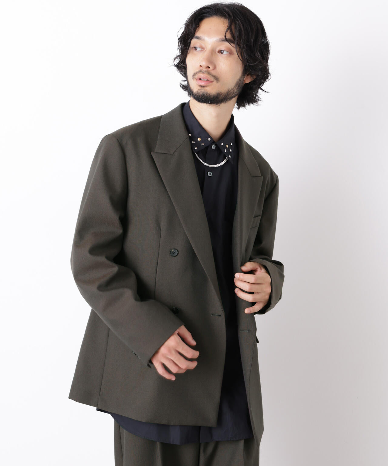 181cm　B:75 W:73 H:90 着用サイズ：L