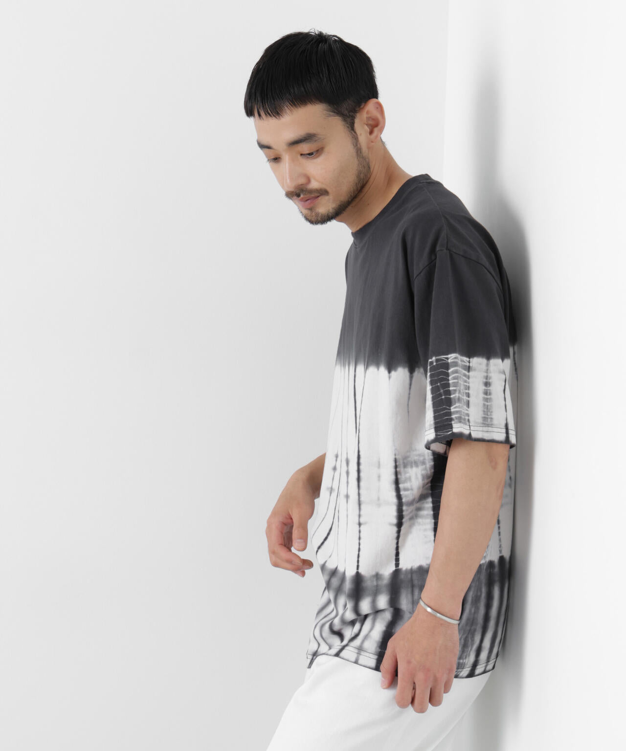 ブラックタイダイTシャツ