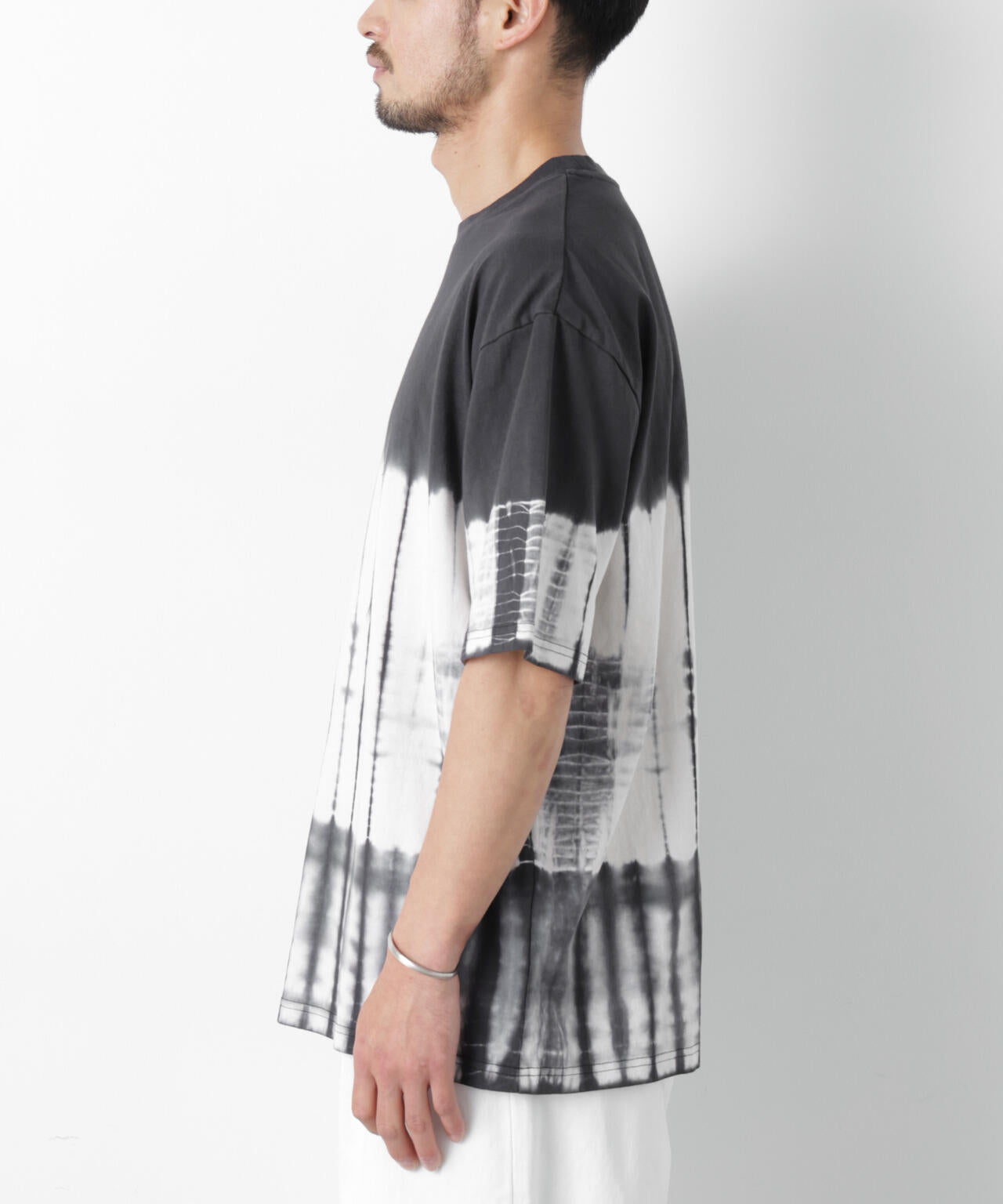 ブラックタイダイTシャツ