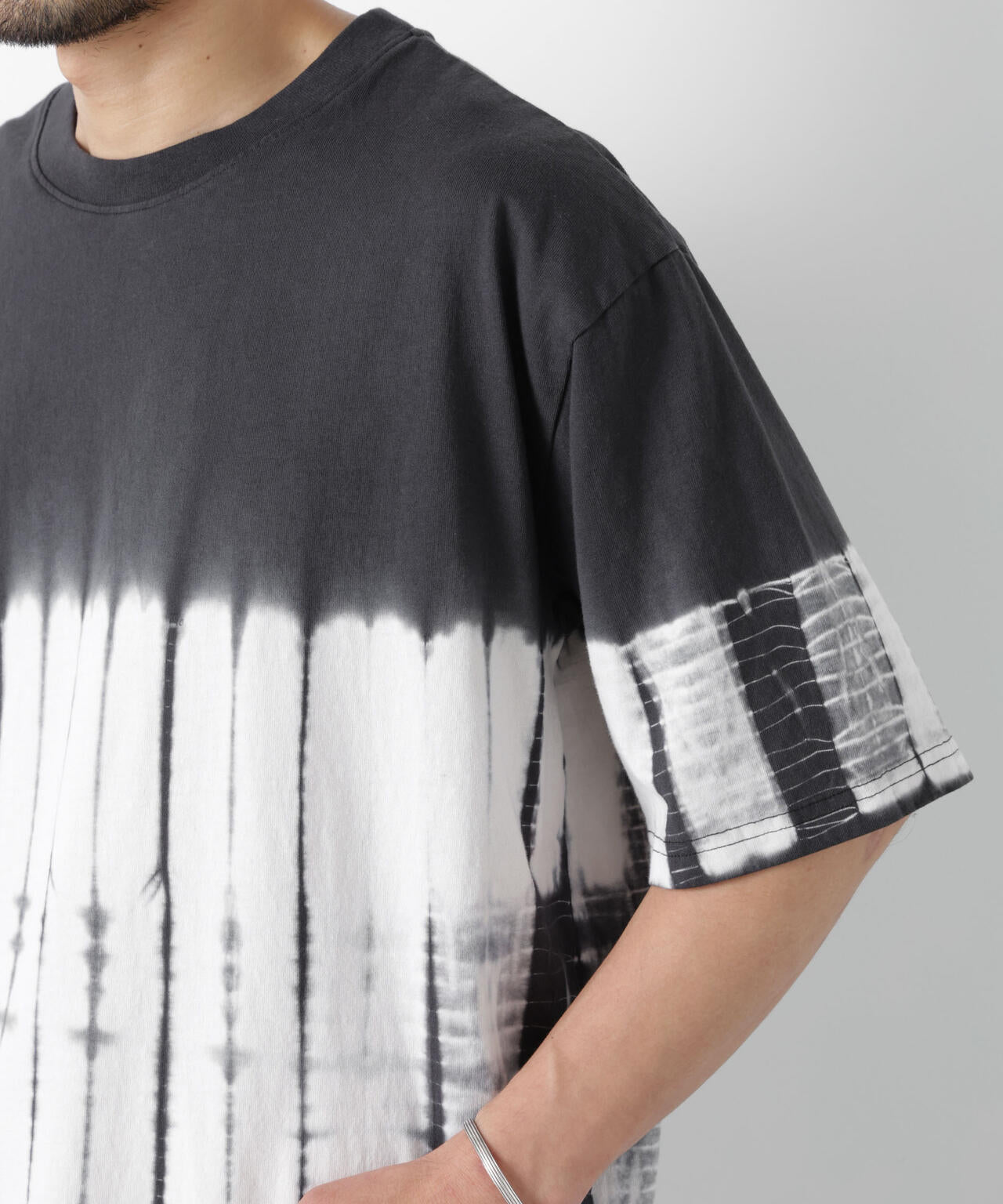 ブラックタイダイTシャツ