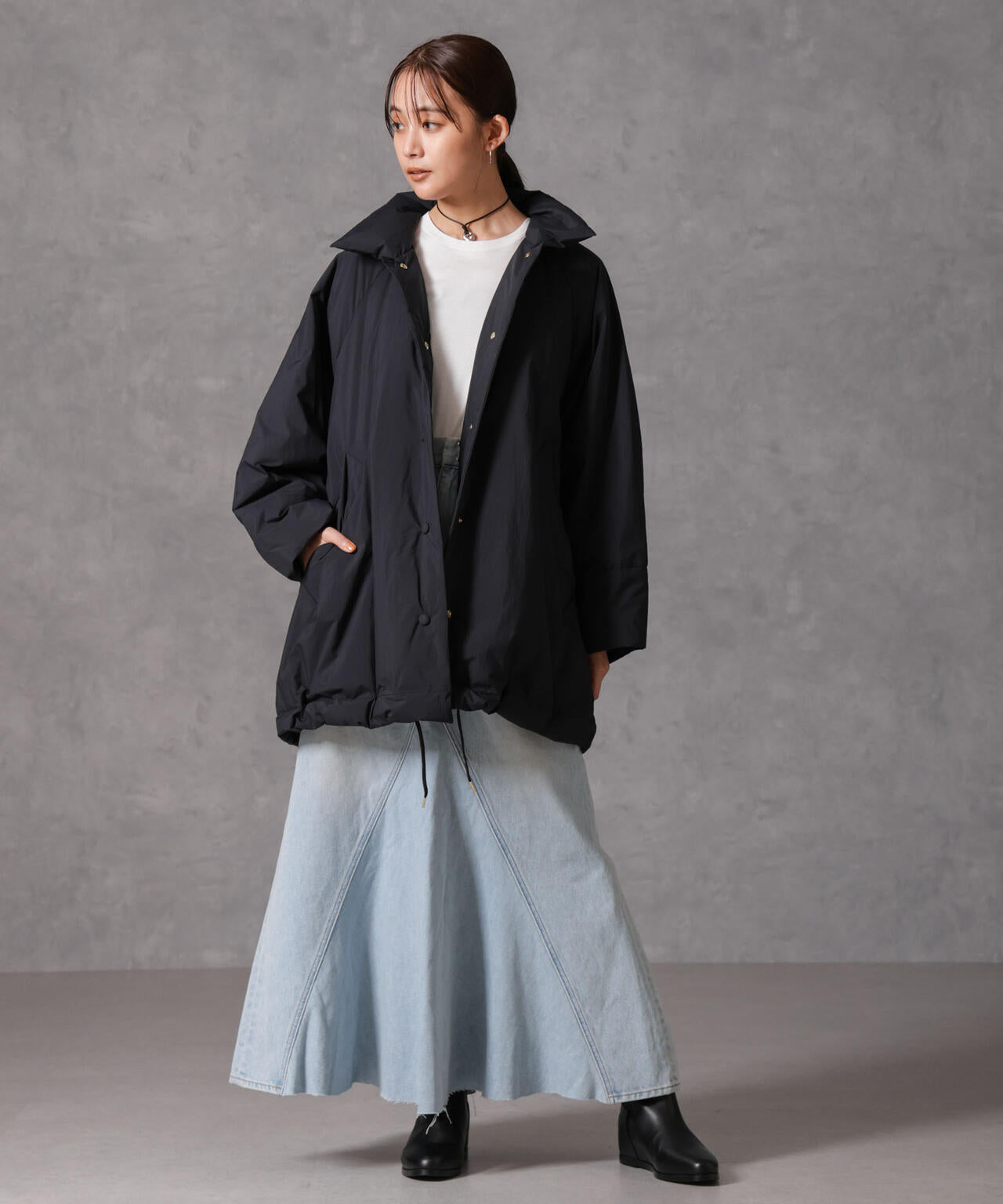 「西川ダウン(R)」ミドル丈バックタックコート