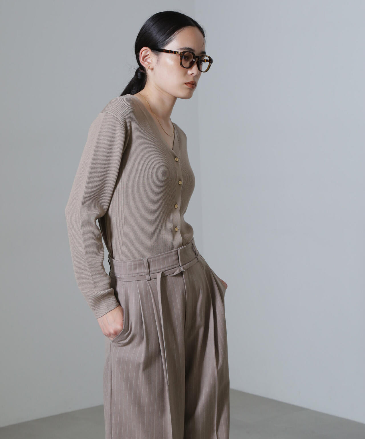 CICA＆UVカット加工Vネックリブカーディガン