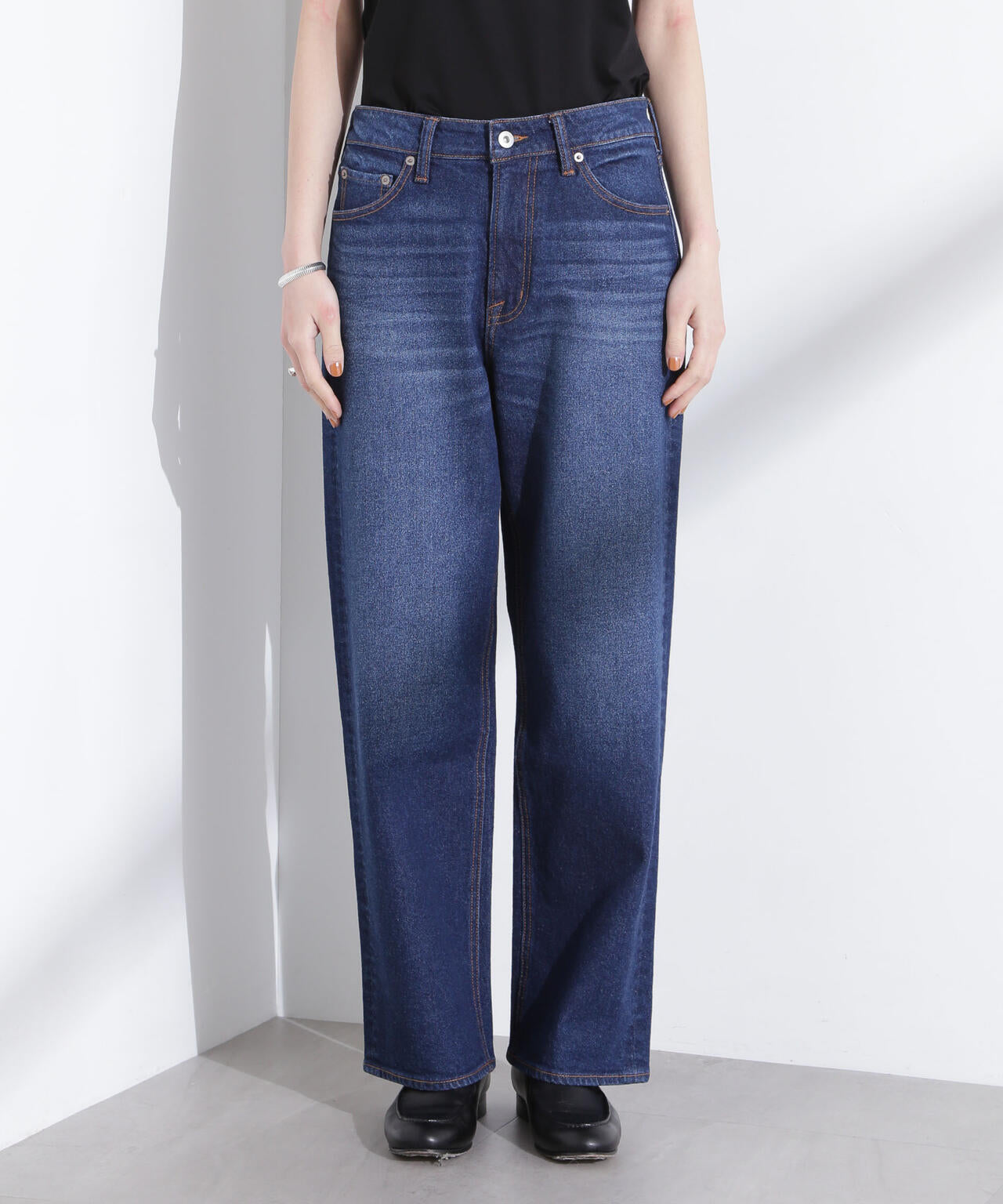 「MC」”TIMELESS WARDROBE”ストレートフィットデニム