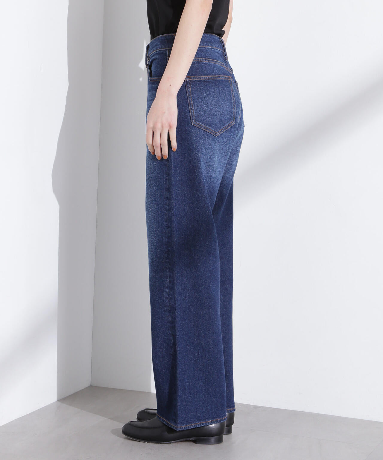 「MC」”TIMELESS WARDROBE”ストレートフィットデニム