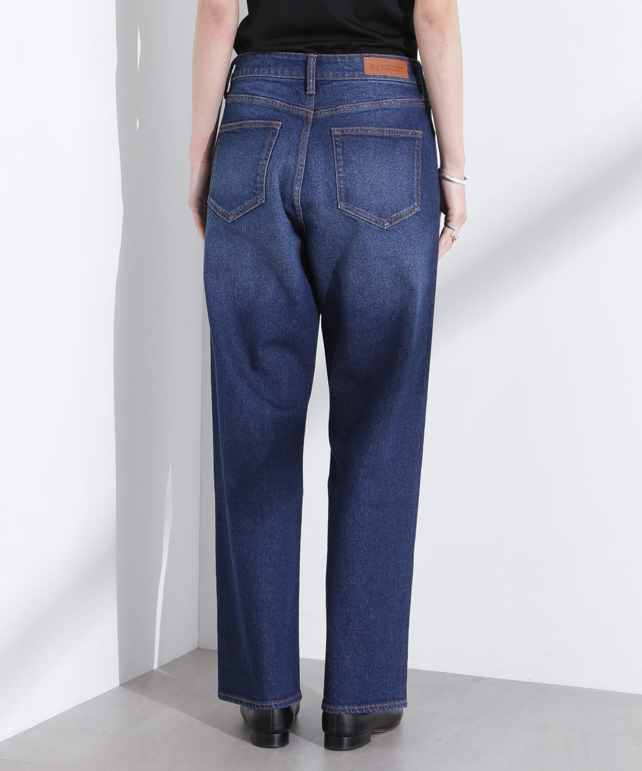 「MC」”TIMELESS WARDROBE”ストレートフィットデニム